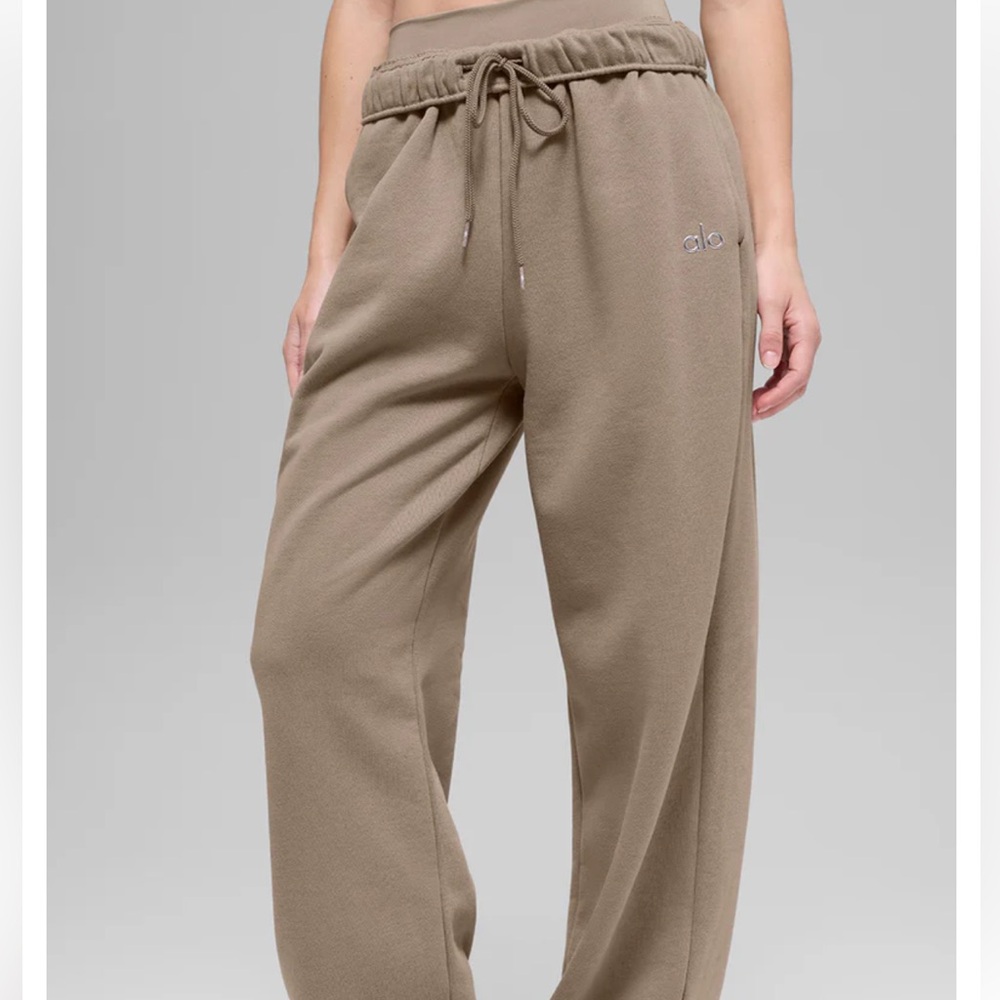 ALO Yoga Brown Joggers